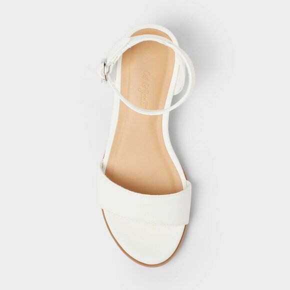 Cat & Jack - Kids' Shirley Dress Heels - Cat & Jack Cream 1 Cream - Picture 3 of 3